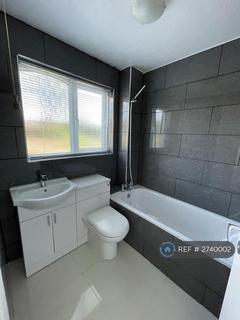 2 bedroom maisonette to rent, Peplow Close, Yiewsley, UB7