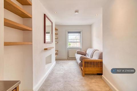 1 bedroom flat to rent, Charlotte Place, London, W1T