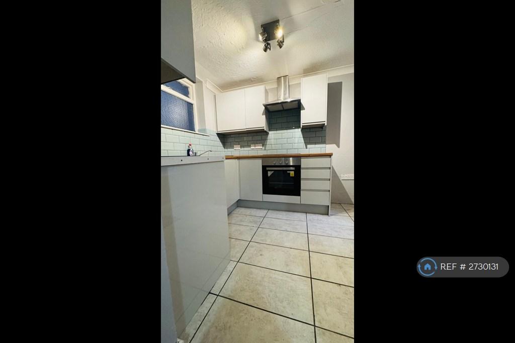 Flat 3 Kitchen