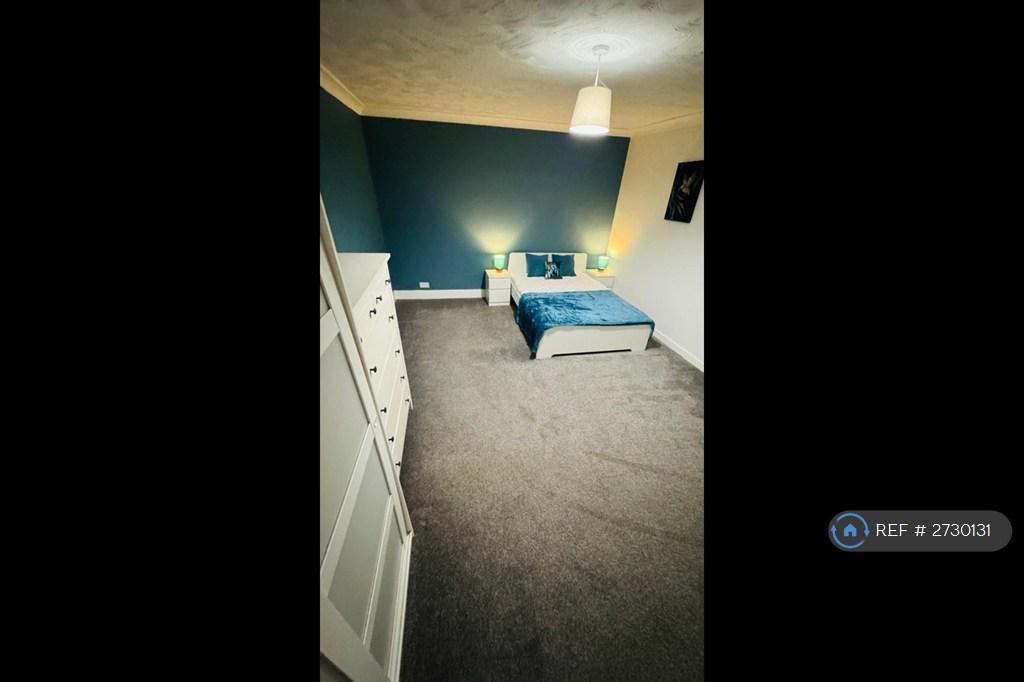 Flat 3 Bedroom