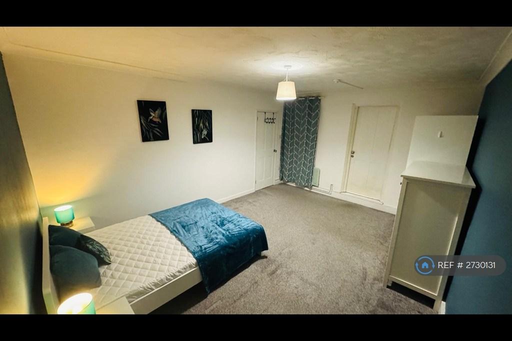 Flat 3 Bedroom
