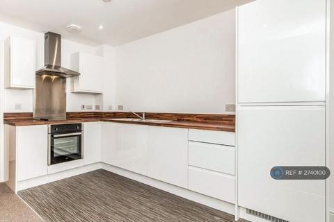 2 bedroom flat to rent, Acre House, Sale, M33