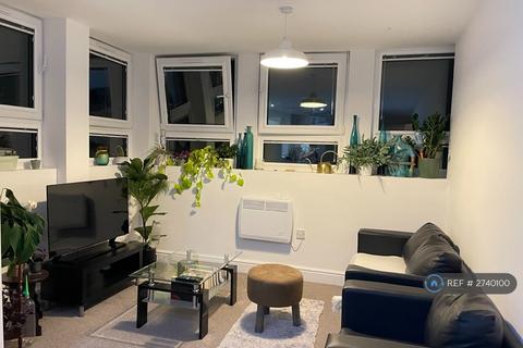 2 bedroom flat to rent, Acre House, Sale, M33