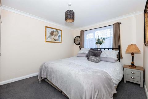2 bedroom flat for sale, Reigate Road, Worthing