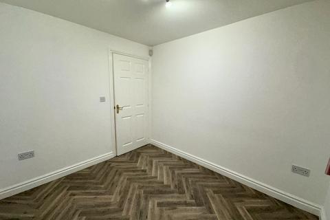 3 bedroom townhouse for sale, David Harman Drive, West Bromwich B71