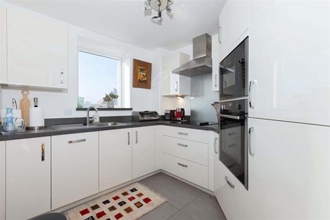 2 bedroom retirement property for sale, Heene Road, Worthing