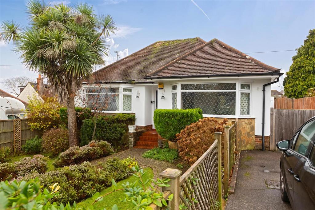Uplands Avenue 23.jpg