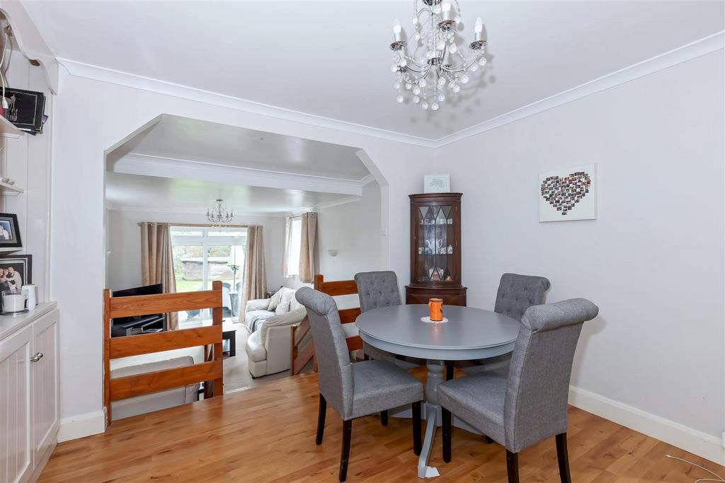 Uplands Avenue 13.jpg