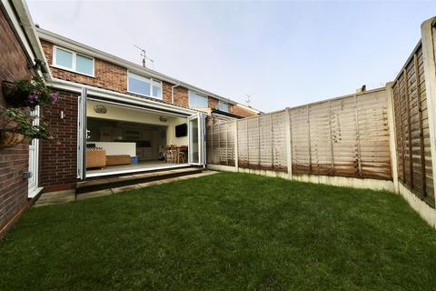 3 bedroom semi-detached house for sale, Roslyn Crescent, Hedon, Hull