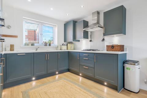 3 bedroom detached house for sale, Brook Lime Road, Warwick CV34