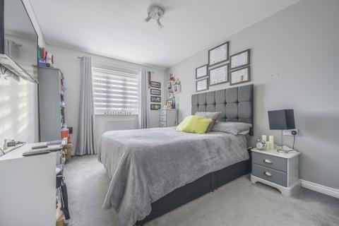 4 bedroom townhouse for sale, Silbury Mews, Swindon SN25