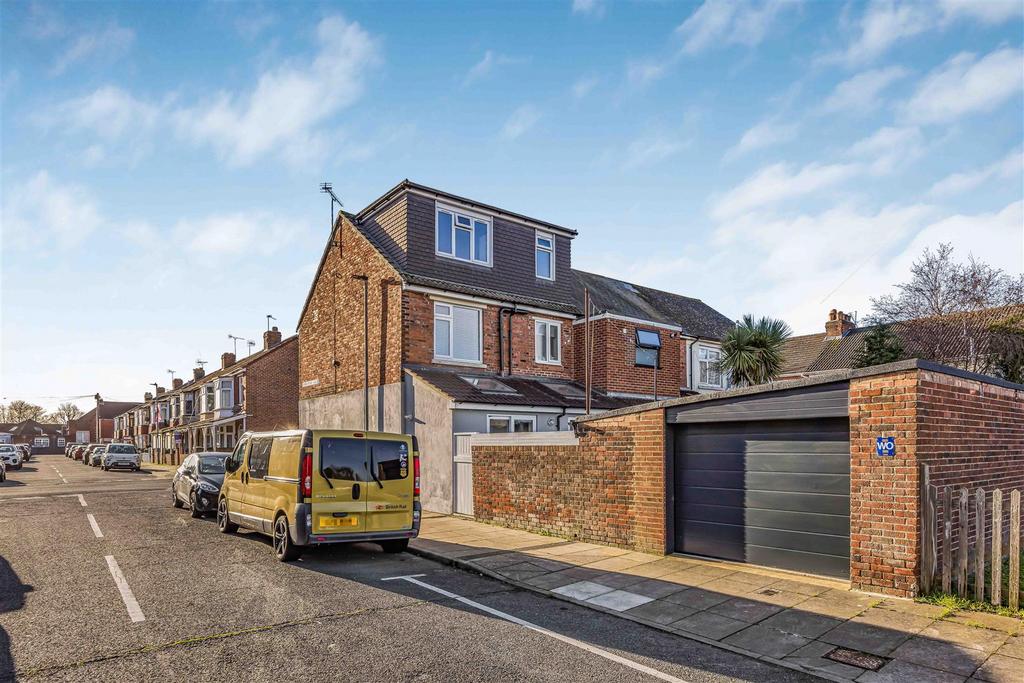67 Cobden Avenue, Portsmouth-Small-Portico Marketin