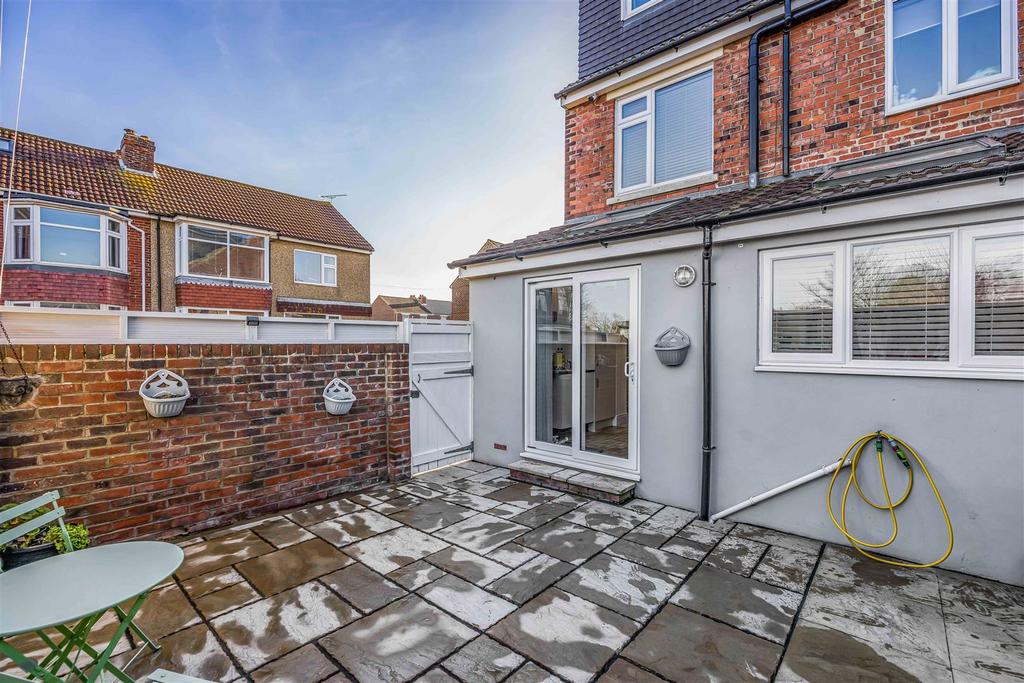 67 Cobden Avenue, Portsmouth-Small-Portico Marketin