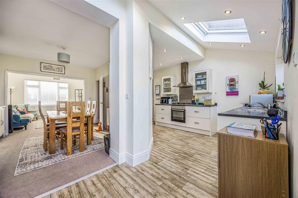 67 Cobden Avenue, Portsmouth-Small-Portico Marketin