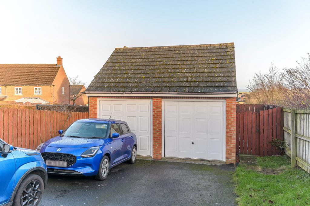 Garage-1