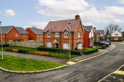 3 bedroom detached house for sale, Hill Foot View, Aylesbury HP22