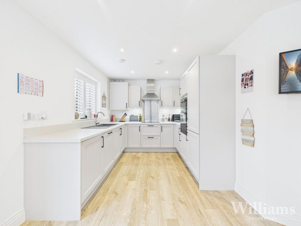 Kitchen / Diner