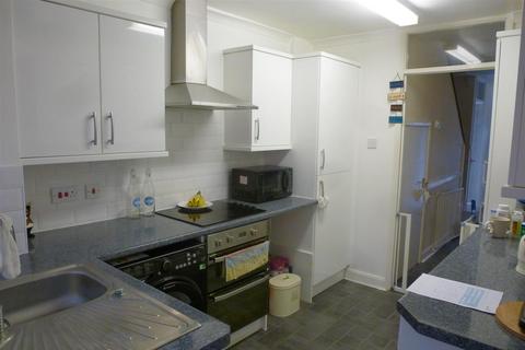 3 bedroom semi-detached house to rent, Biddenden