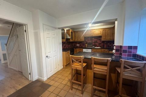 4 bedroom link detached house to rent, Kingsland Grove, Headcorn, Ashford