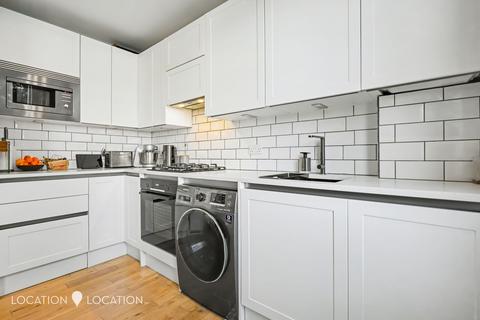 1 bedroom property for sale, Brooke Road, London, N16