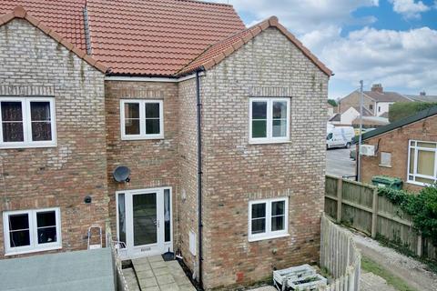 2 bedroom end of terrace house for sale, Burleys Yard, Holme-on-spalding-moor