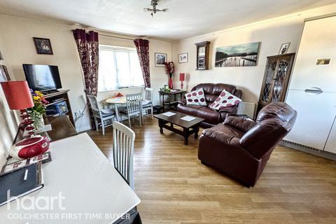 2 bedroom coach house for sale, Hooper Avenue, Colchester