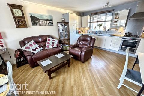 2 bedroom coach house for sale, Hooper Avenue, Colchester
