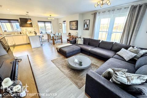2 bedroom apartment for sale, Clarendon Way, Colchester