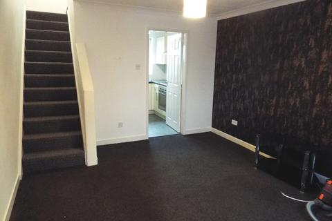 2 bedroom end of terrace house to rent, 1a St. Georges Road