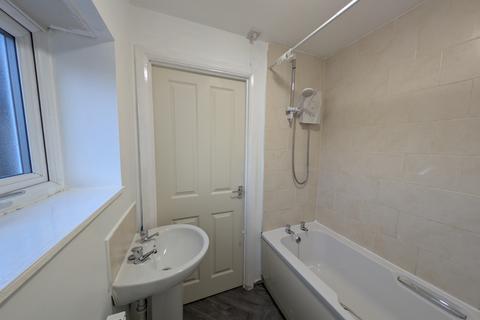 2 bedroom flat to rent, Woods Terrace, Murton SR7