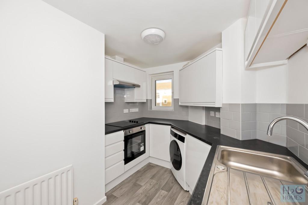 The Strand, Merton Court, Flat 23-016