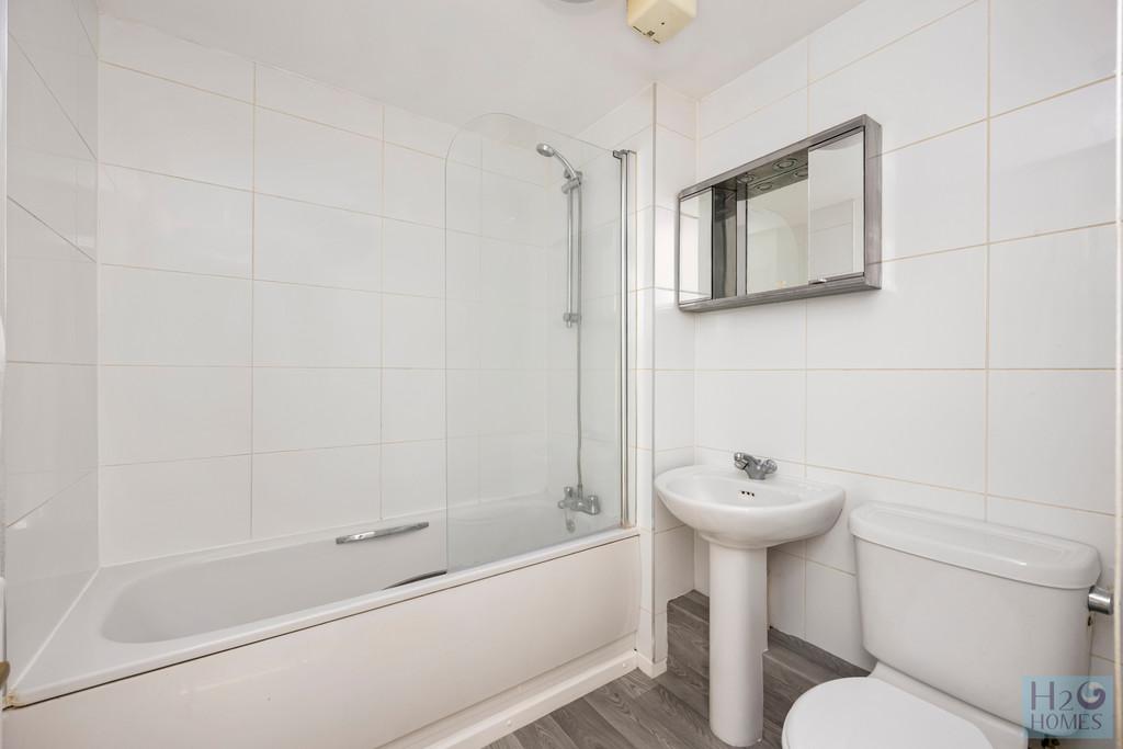 The Strand, Merton Court, Flat 23-008