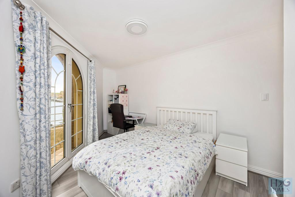 Mariner's Quay, Flat 3-002