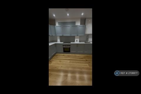 2 bedroom flat to rent, Birkbeck Grove, London, W3