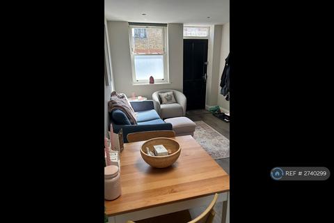 1 bedroom flat to rent, Paynesfield Avenue, London, SW14