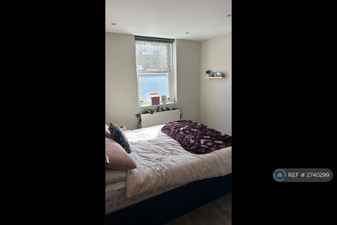 1 bedroom flat to rent, Paynesfield Avenue, London, SW14