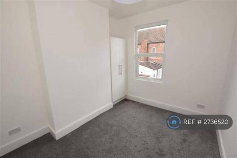 2 bedroom terraced house to rent, Newling Street, Birkenhead, CH41