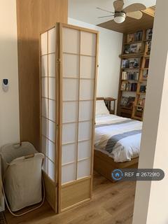 1 bedroom flat to rent, Bexley Square, Salford, M3