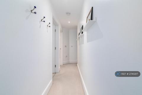 5 bedroom terraced house to rent, St. Augustines Avenue, South Croydon, CR2