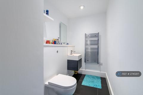 5 bedroom terraced house to rent, St. Augustines Avenue, South Croydon, CR2