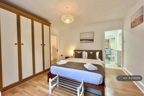 2 bedroom flat to rent, Warwick Avenue, London, W9