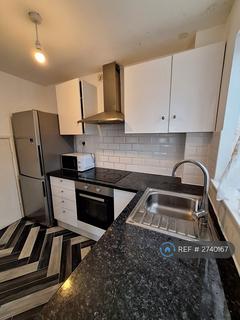 1 bedroom semi-detached house to rent, Teasel Avenue, Milton Keynes, MK14