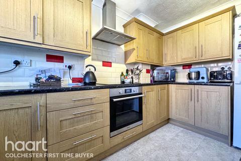 3 bedroom semi-detached house for sale, Flanders Field, Colchester