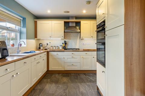 4 bedroom detached house for sale, Brocklesby Avenue, Immingham, DN40