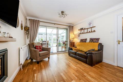 undefined, Aintree Drive, Waterlooville