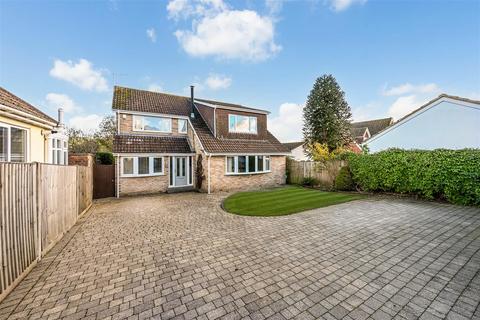 undefined, New Road, Clanfield