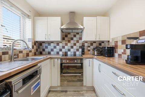 2 bedroom end of terrace house for sale, Florence Close, Grays, RM20