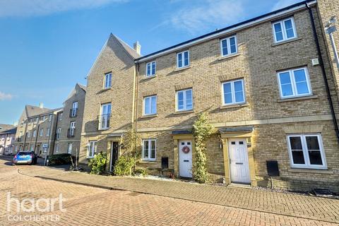 4 bedroom townhouse for sale, Mortimer Gardens, Colchester