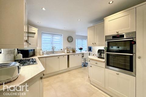 4 bedroom detached house for sale, Grantley Close, Copford
