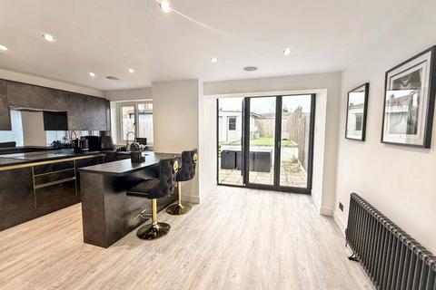 3 bedroom semi-detached house for sale, Belland Drive, Bristol BS14